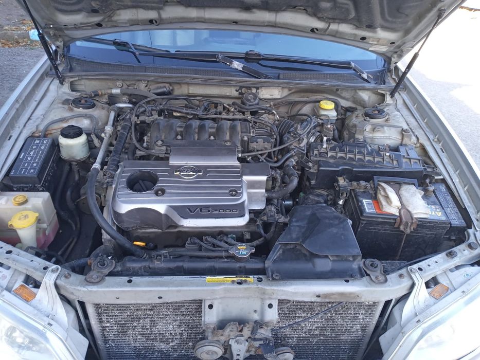 Продам машину нисан максима