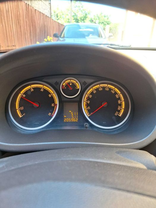 Opel CORSA 2011 de vanzare