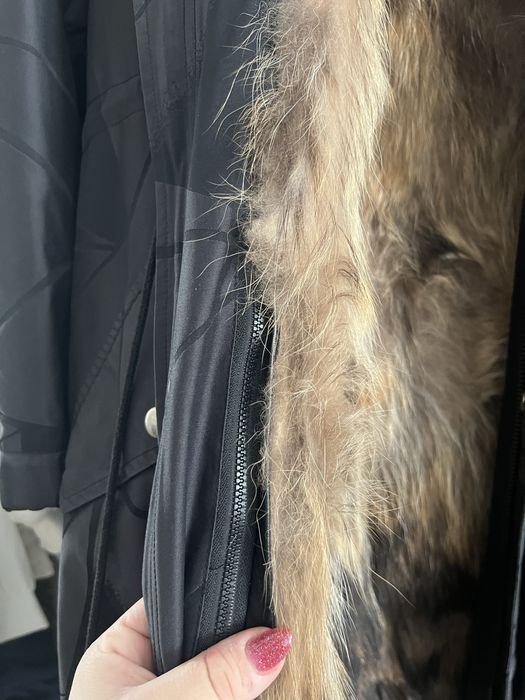 Продам парку в хорошем состоянии