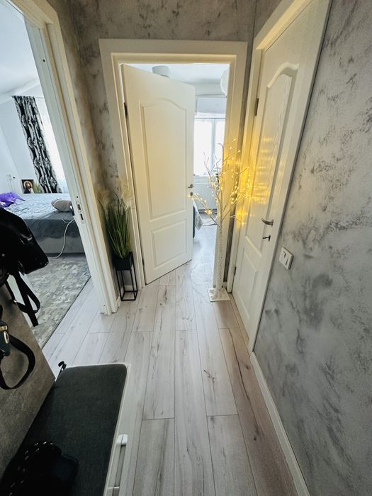 Garsoniera renovata - Zona Metalurgiei Tatarasi.