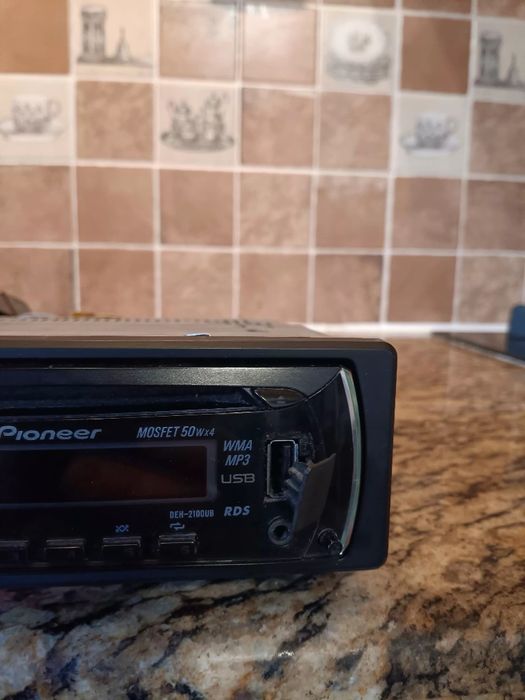 СD плеар Пайнер с USB вход