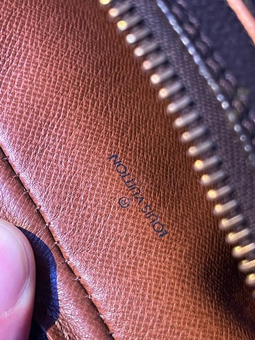 Geanta Louis Vuitton Bandouliere Cu Certificat de Autenticitate