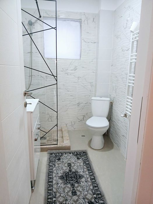 Închiriez apartament 2 camere str Amaradia