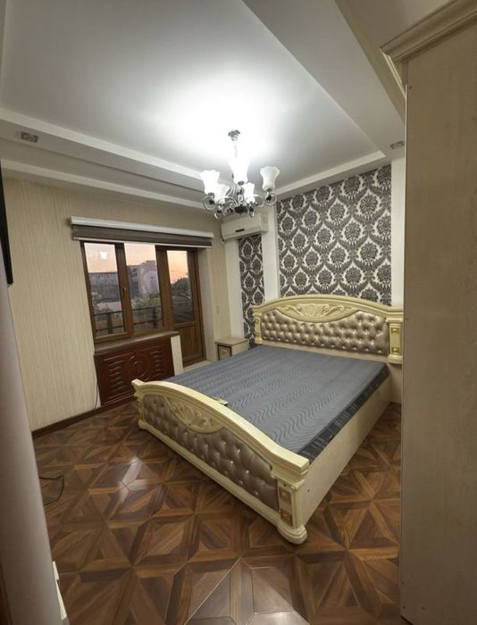 Срочно! Квартира на С.Азимова 2/3/4 общ пл 62м/77 серия