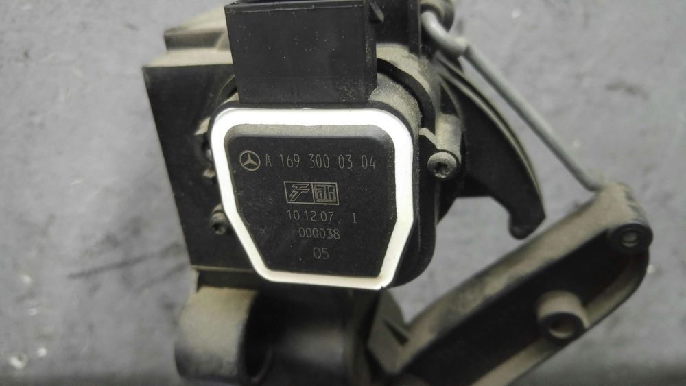 Pedala acceleratie 2.0 cdi mercedes a class w169 a1693000304