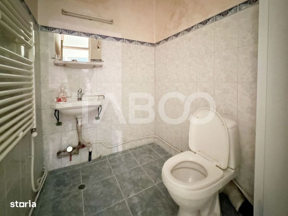 Apartament cu 4 camere etaj 1 de vanzare strada Maramuresului Iris