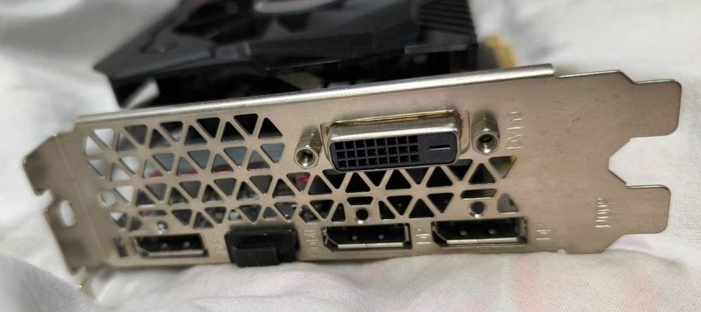 Видеокарта Radeon Gaming RX570 8GB