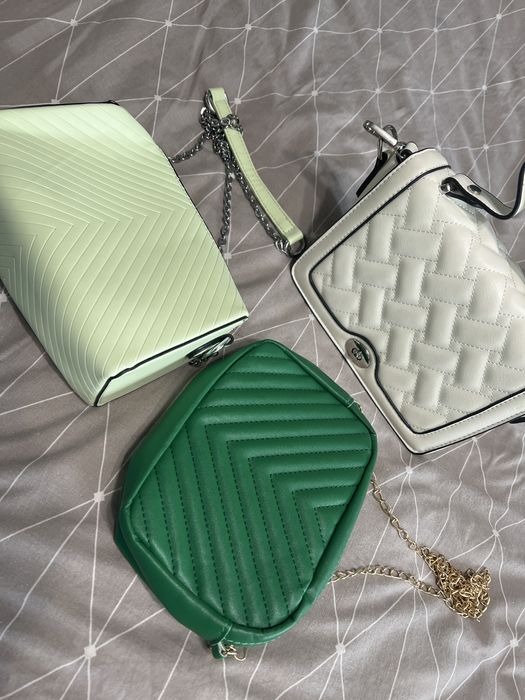 Дамски чанти различни цветове