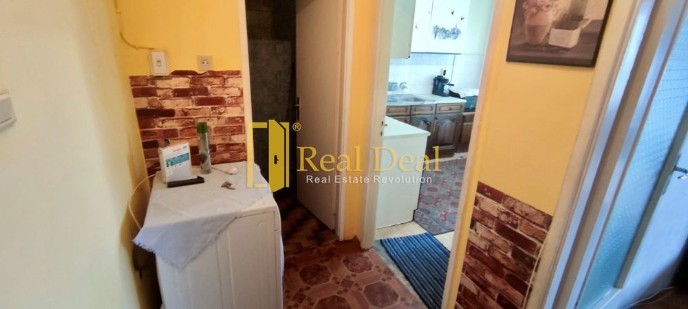 Продава се Двустаен апартамент в Бургас, Славейков - 42 кв.м за 1786 €/кв.м - Снимка #1