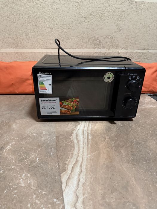 Микроволновая печь Magna