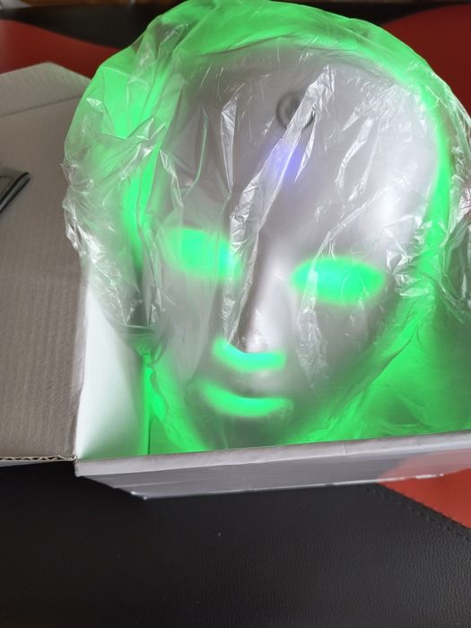 Лед маска за лице