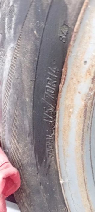 Зимняя покрышка с диском