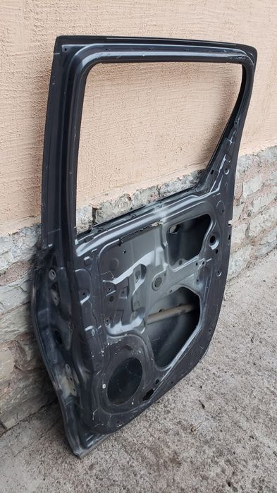 задна дясна врата Toyota Hilux 2015-20г.