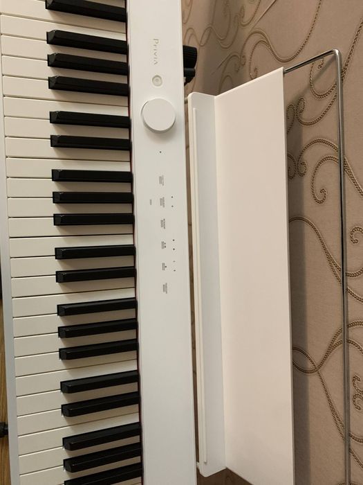 Цифровое пианино CASIO PX-S1100