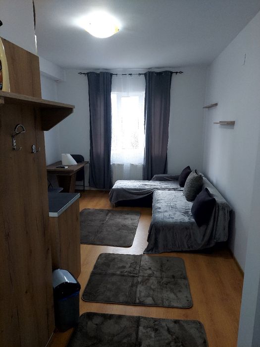 De vânzare garsoniera recent renovată