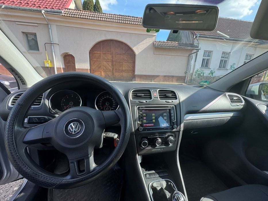 Volkswagen Golf 6 1.6 benzină