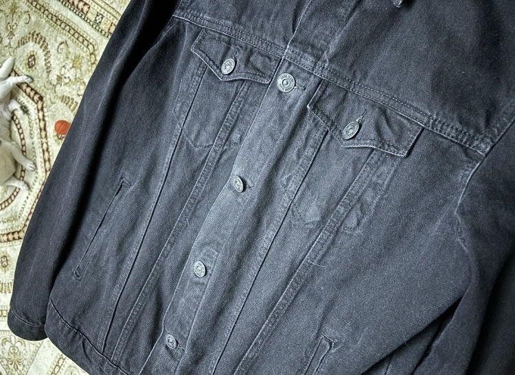 Джинсовая куртка