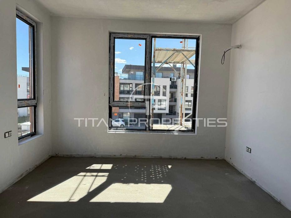 Продава се Тристаен апартамент в Пловдив, Остромила - 110 кв.м за 770 €/кв.м - Снимка #2