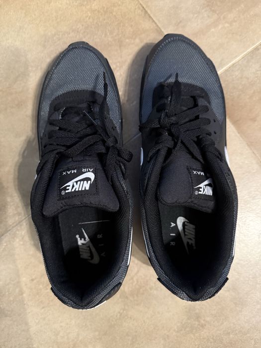 Нови оригинални спортни обувки Nike Air Max 90