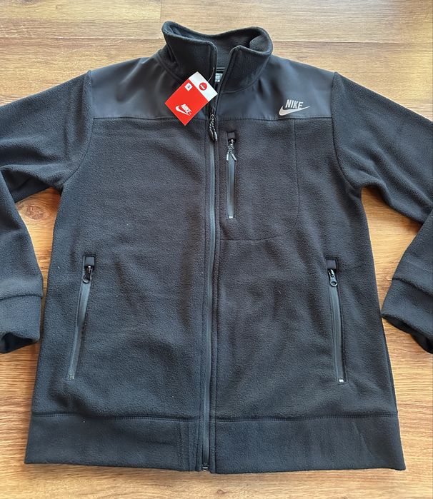 Мъжко,поларно,черно яке Nike