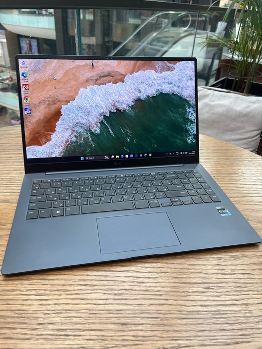 LG gram SuperSlim (USA)