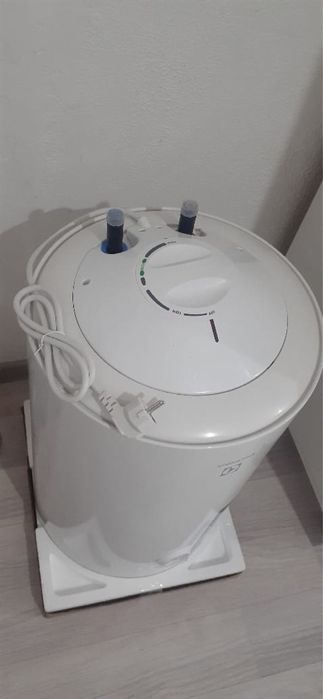 Водонагреватель Electrolux