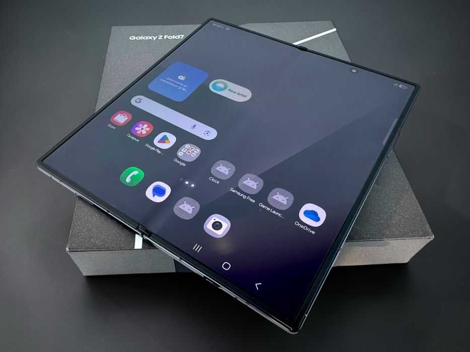 Samsung Galaxy Z Fold 7 5G 512GB Black Отличен! 2г. Гаранция!