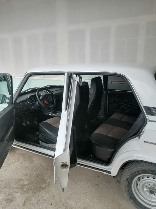 Jiguli sotiladi arzon