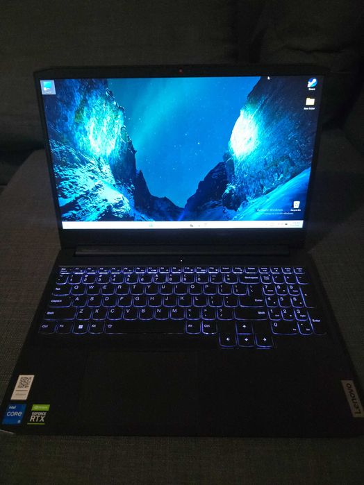 Laptop Lenovo IdeaPad 3 : 8GB Ram, i5, gtx3050