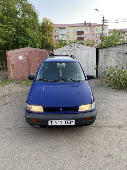 Продам митсубиси спейс раннер