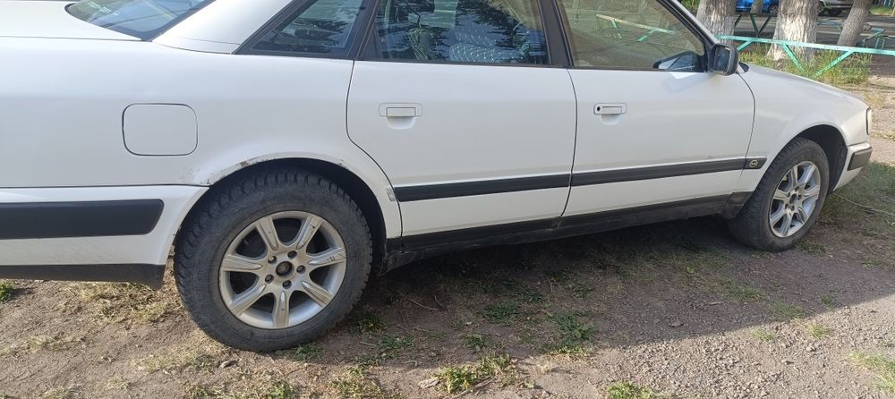 Продам Audi 100 C4