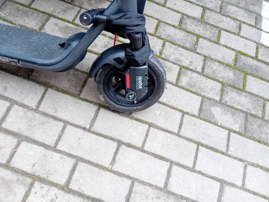 De vânzare trotineta