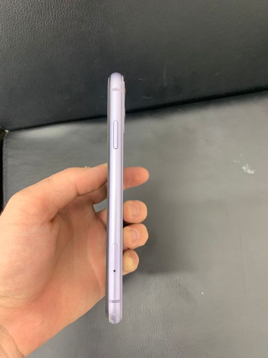 Айфон 11 в хорошем состоянии