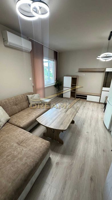 Тристаен апартамент под наем в Тракия! 71910167