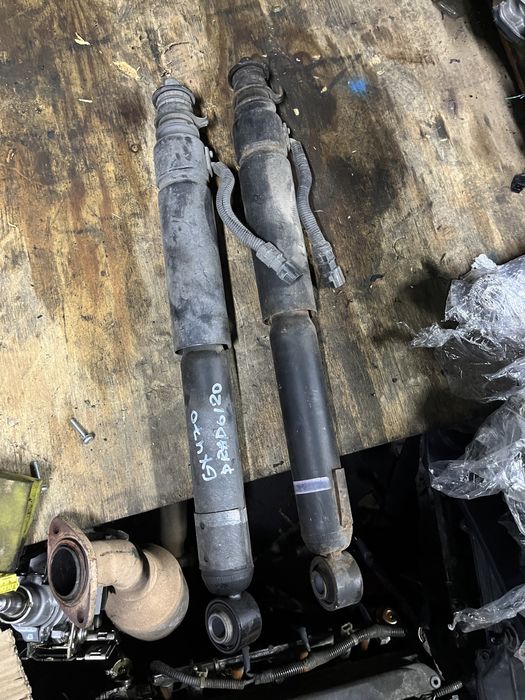 Амортизатор Lexus GX470