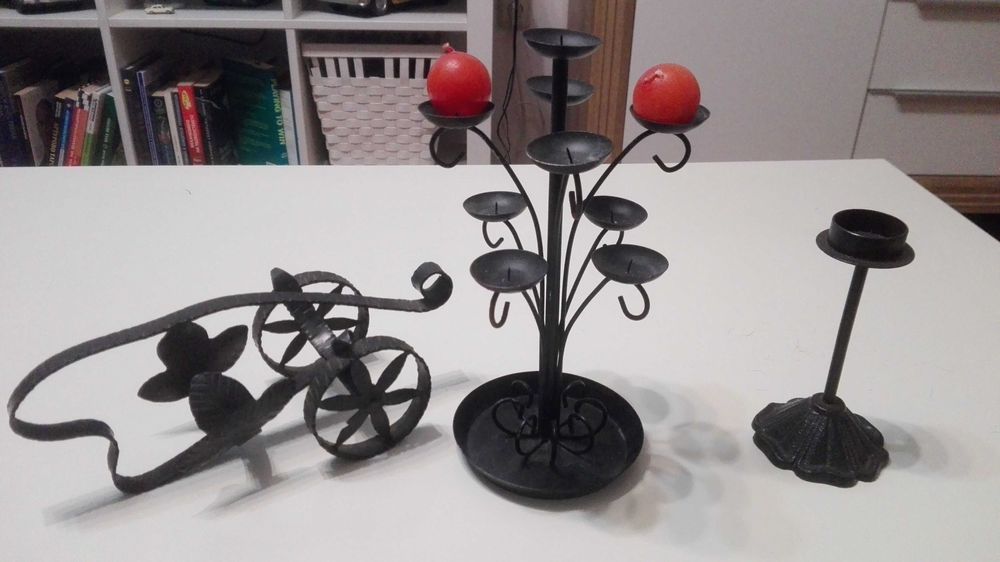 Свещници, поставка за вино- ковано желязо. Маслена картина, 54х 46 см.