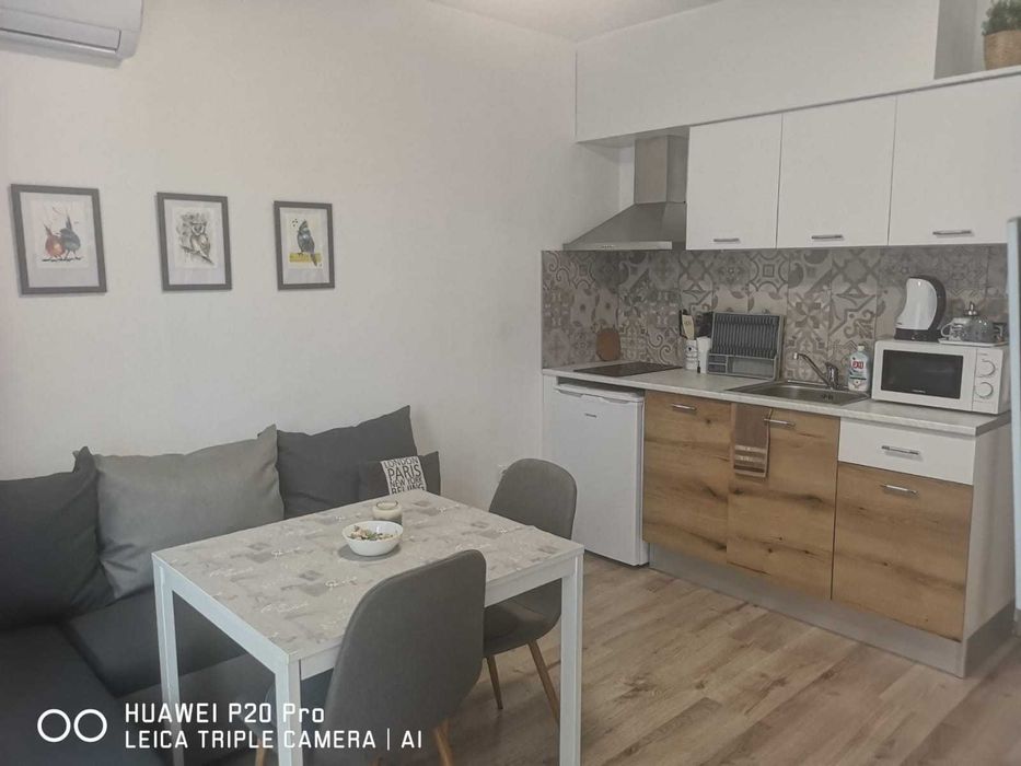 Дава се под наем Едностаен апартамент в Варна, Бриз - 35 кв.м за 306 € - Снимка #4