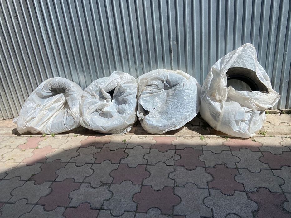 Продам шины Kumho 205/55 R16