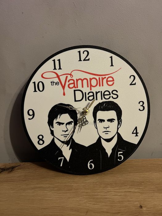Ceas de perete TheVampireDiaries