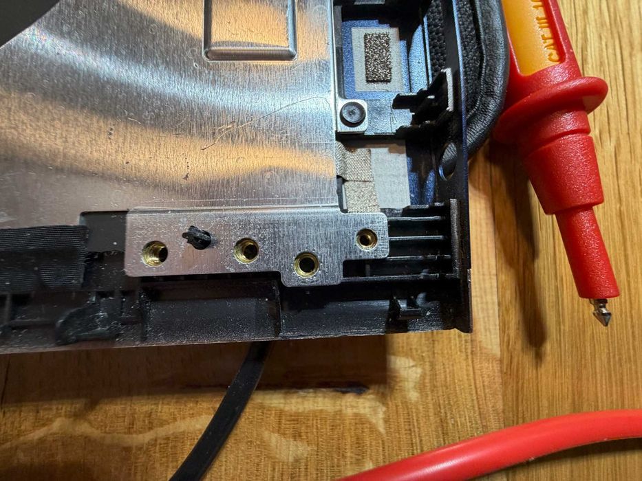 Продавам лаптоп ASUS UX534F за части / на части