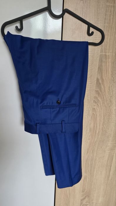 Син костюм Carducci