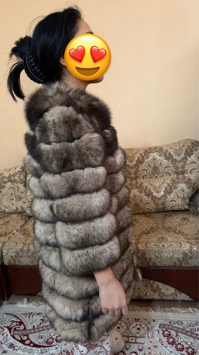Шубка натуральный песец