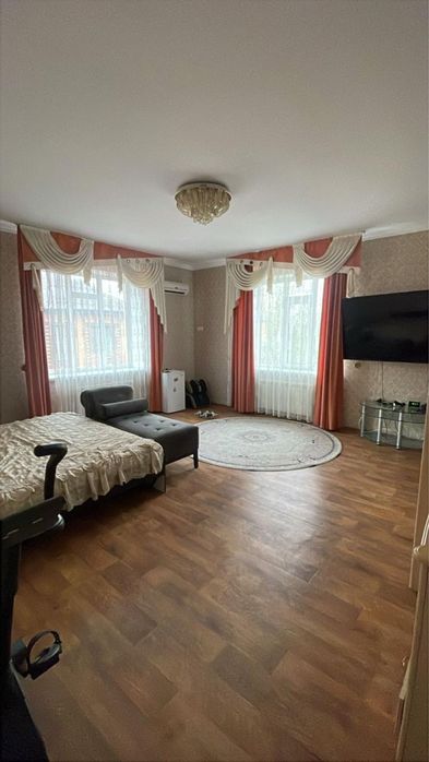 Срочно продается 2 этажный коттедж