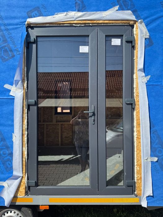 Tamplarie pvc ,usi,ferestre,plase de insecte orice la comanda !