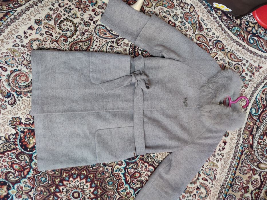 Palto Larissa Turkiyada ishlab chiqarilgan.