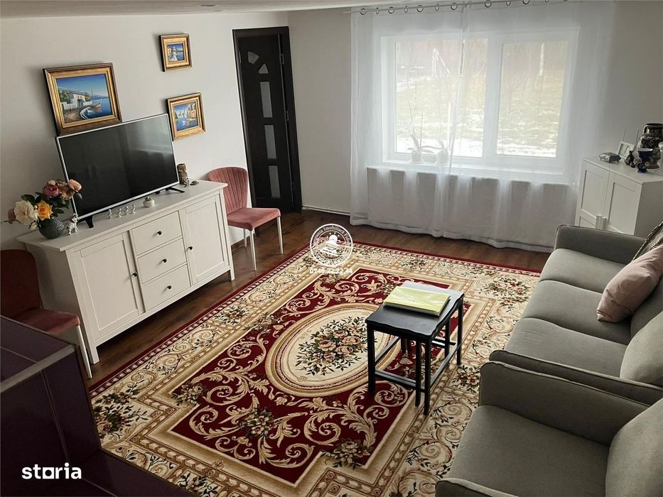 Vila de vanzare Stejari