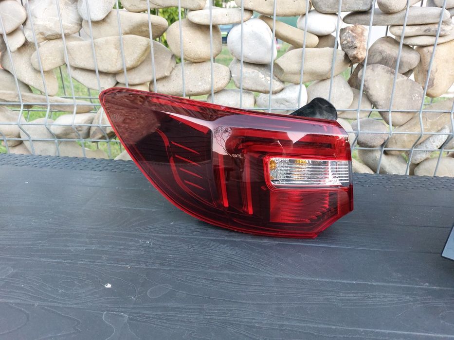 Stop tripla stanga mercedes c class w205 break opel grandland x stop dreapta mazda cx5 cx-5