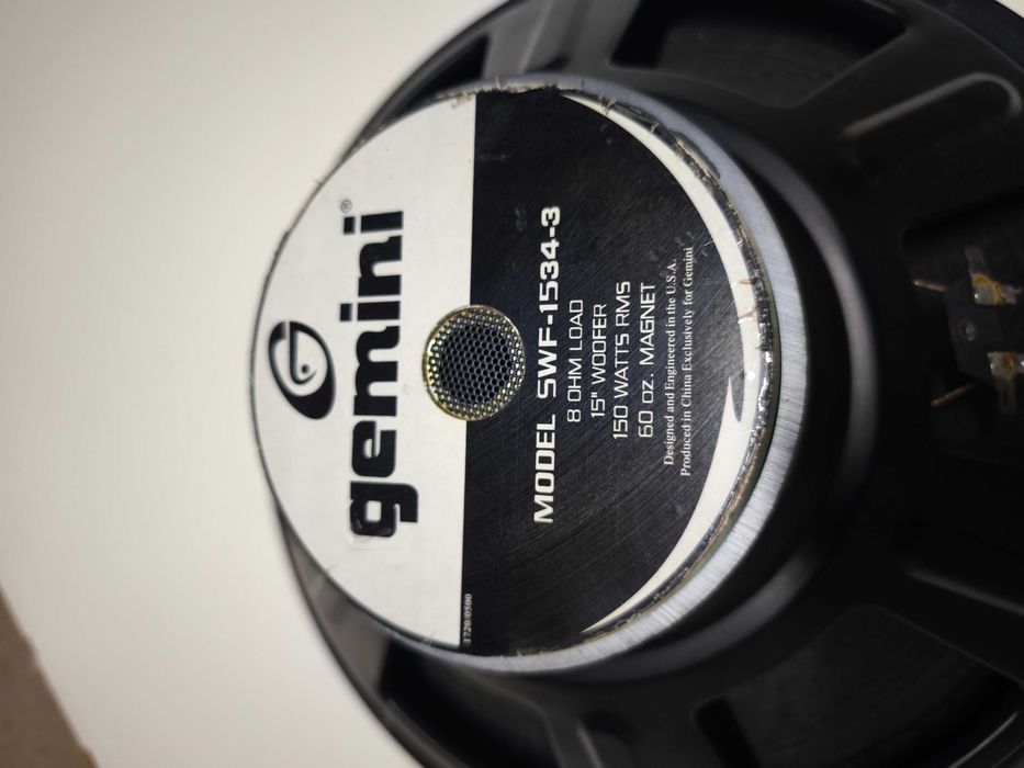 Vând difuzoare Gemini SWF-1534-3 – 15" (38 cm), 150W RMS, 8 Ohmi