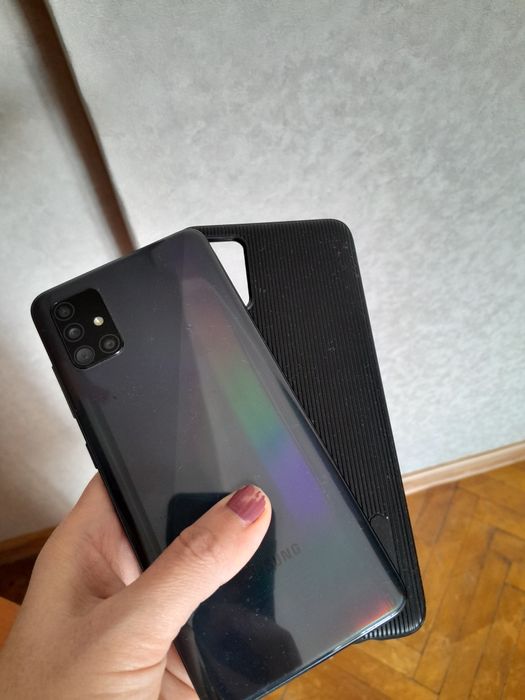 Самсунг А51 64 гб