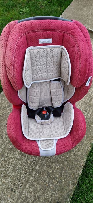 Scaun auto pentru copii Coccolle Rhea  roșu